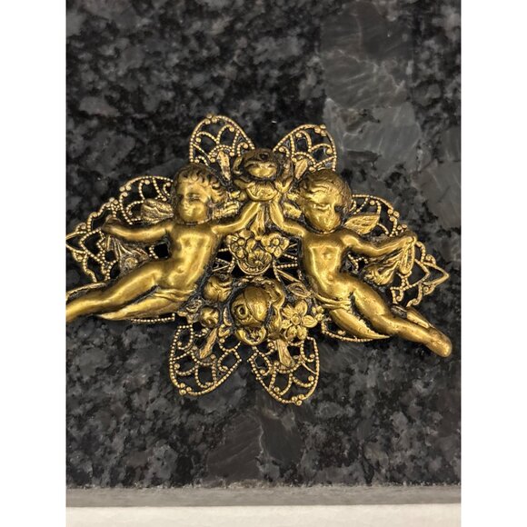 Vintage Gold Tone Cherub Brooch Pin. With Filigree Floral Art Noveau Angels - Picture 2 of 12